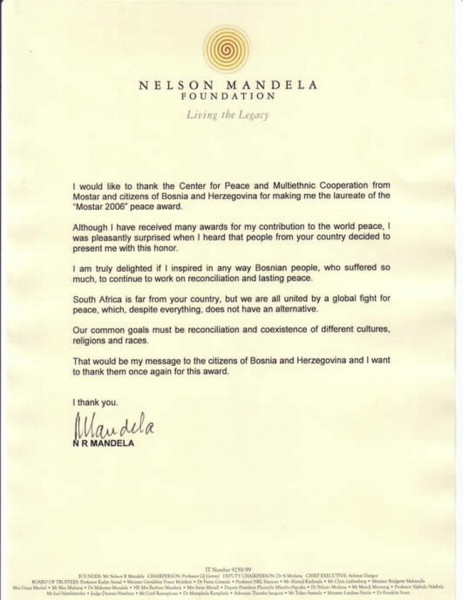 Originalno pismo zahvale Nelsona Mandele upućeno Centru za mir Mostar, poslano nakon uručenja Nagrade za mir.    