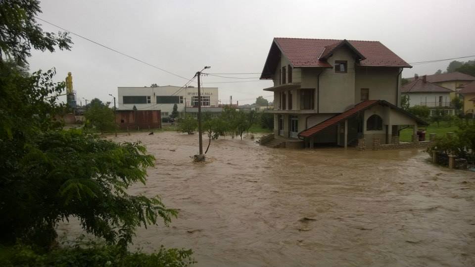 Bosnu i Hercegovinu ponovo zahvatile razarajuće poplave!