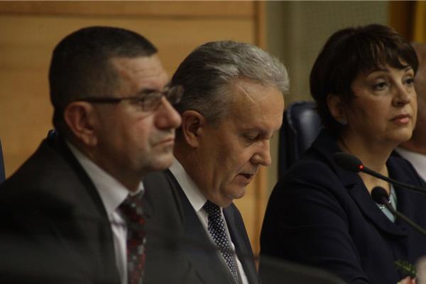 Izetbegović, Čović i Ivanić vode u odnosu na protukandidate