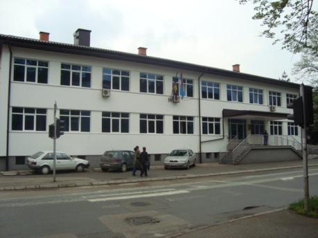 Radnik suda u Tesliću prevario 25 građana