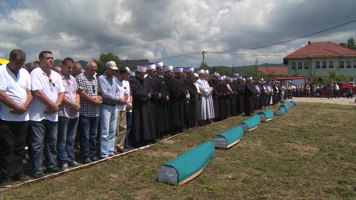 Danas klanjana dženaza za osam prijedorskih žrtava